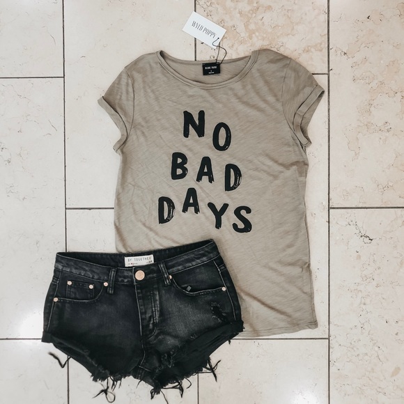 Wyld Poppy Tops - No Bad Days Graphic Tee - Olive